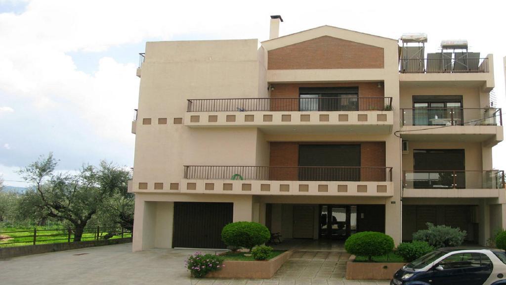 Deili Studio Loft Каламата Экстерьер фото