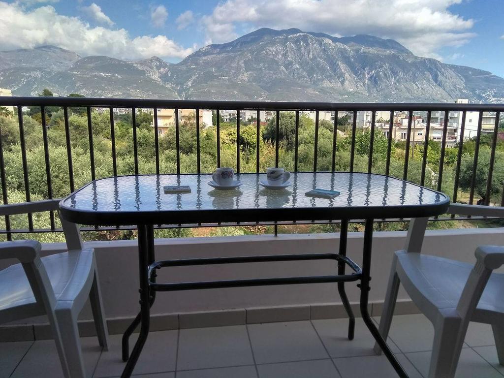 Deili Studio Loft Каламата Экстерьер фото