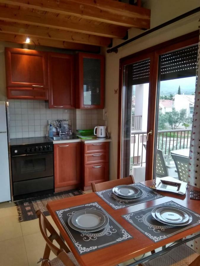 Deili Studio Loft Каламата Экстерьер фото