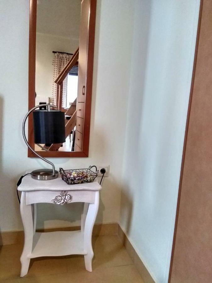 Deili Studio Loft Каламата Экстерьер фото