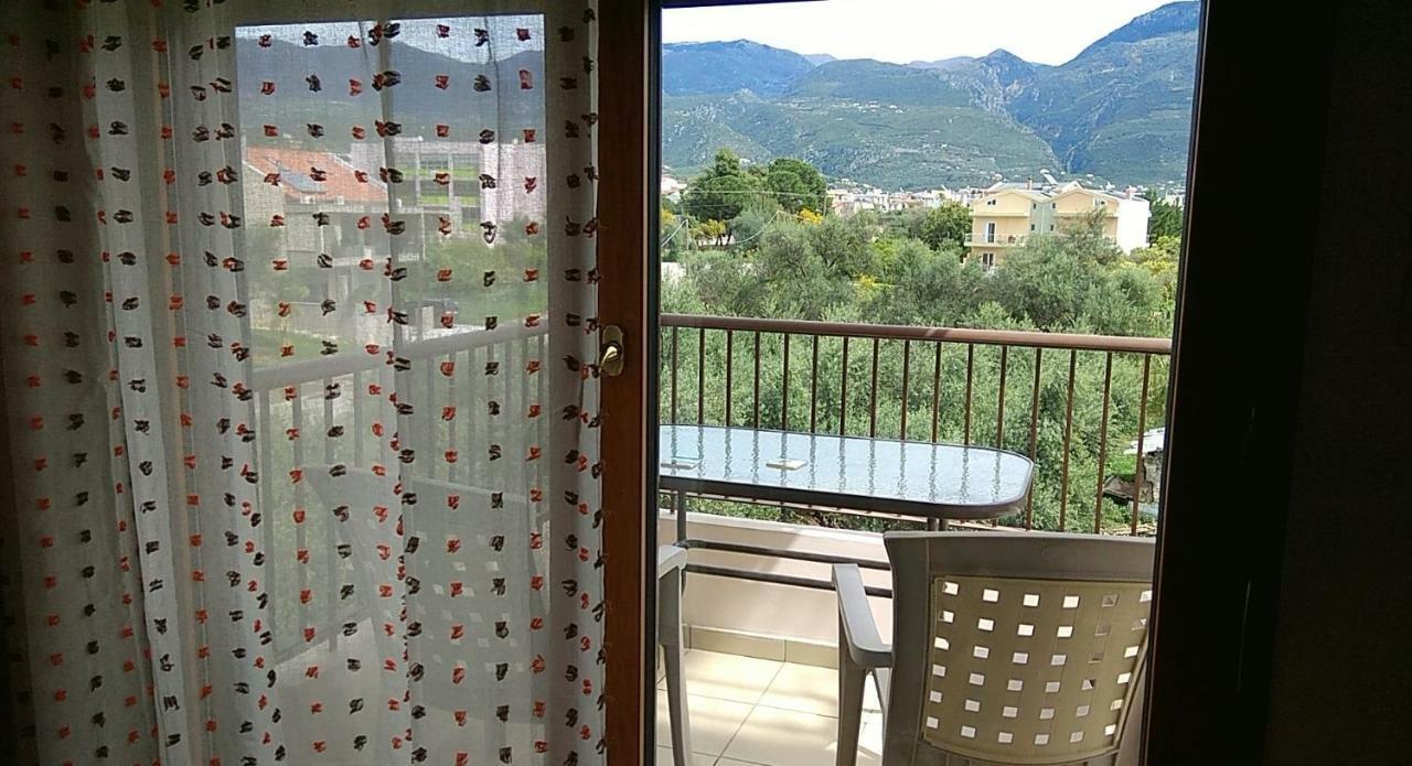 Deili Studio Loft Каламата Экстерьер фото