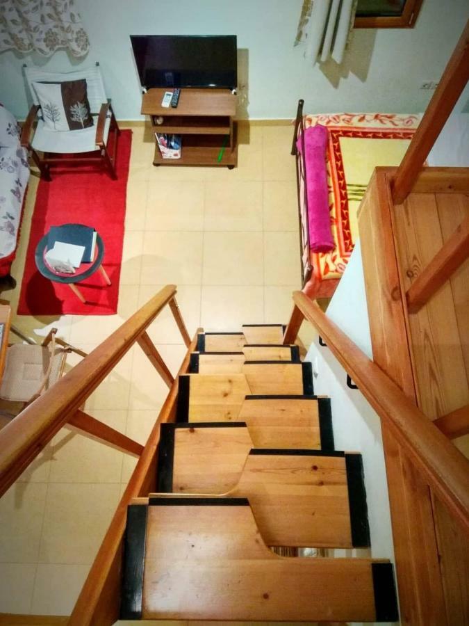 Deili Studio Loft Каламата Экстерьер фото